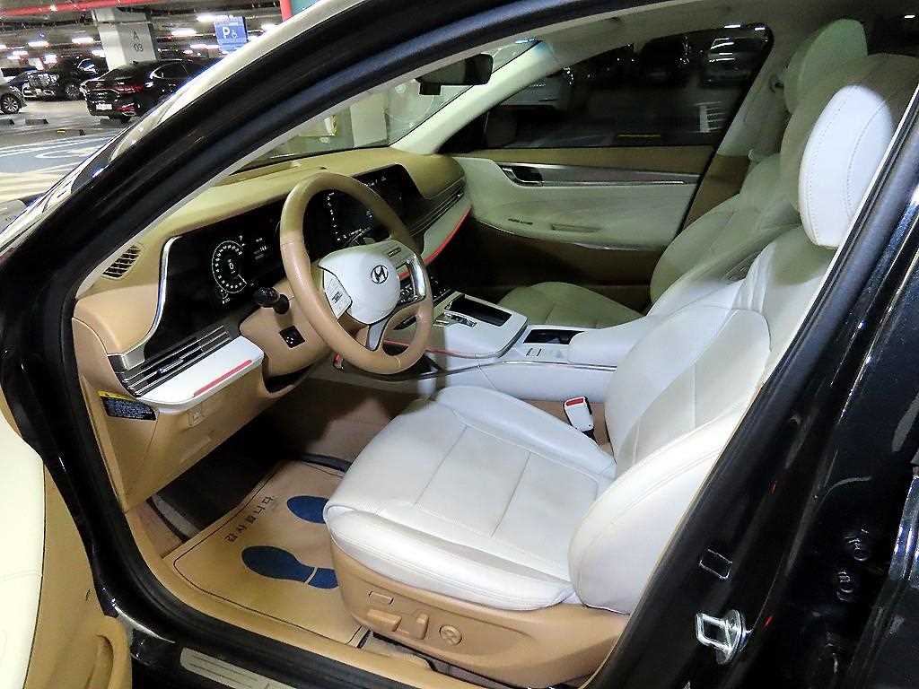 HYUNDAI Grandeur - Vista 6