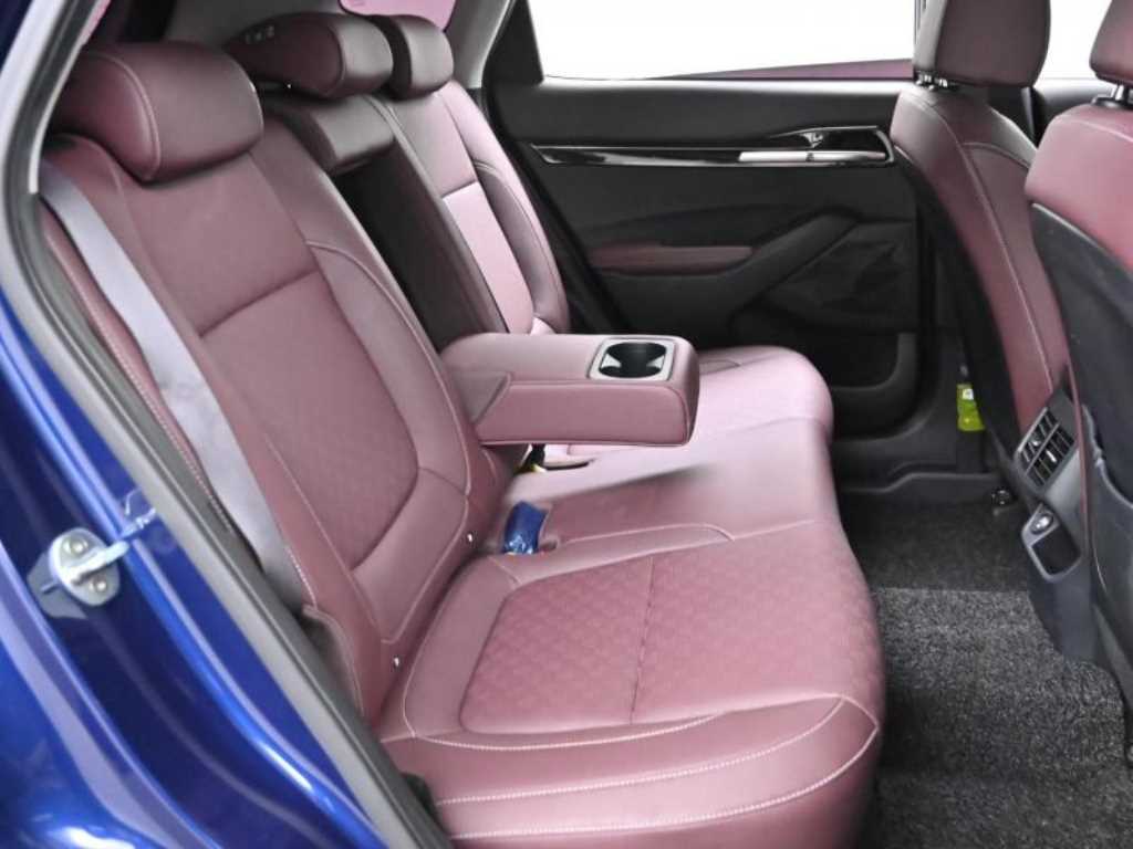 KIA Seltos - Vista 12