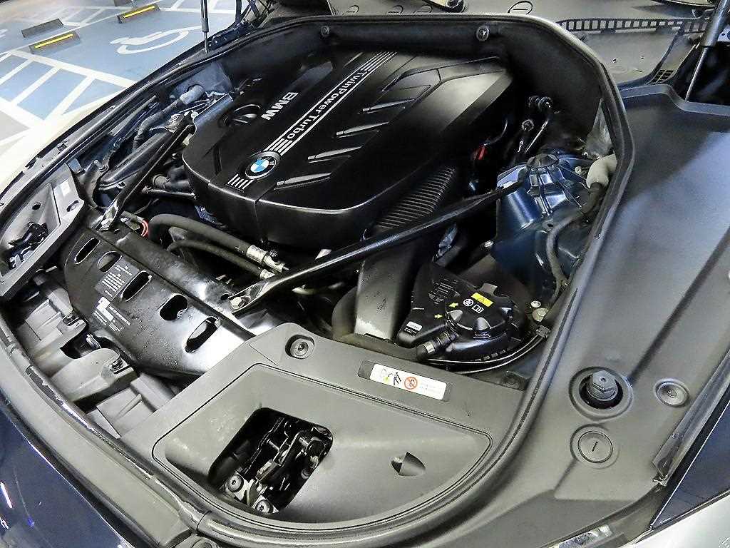 BMW Gran Turismo 2017 Negro - Importación desde Corea - HF Imports Iquique - Foto 19