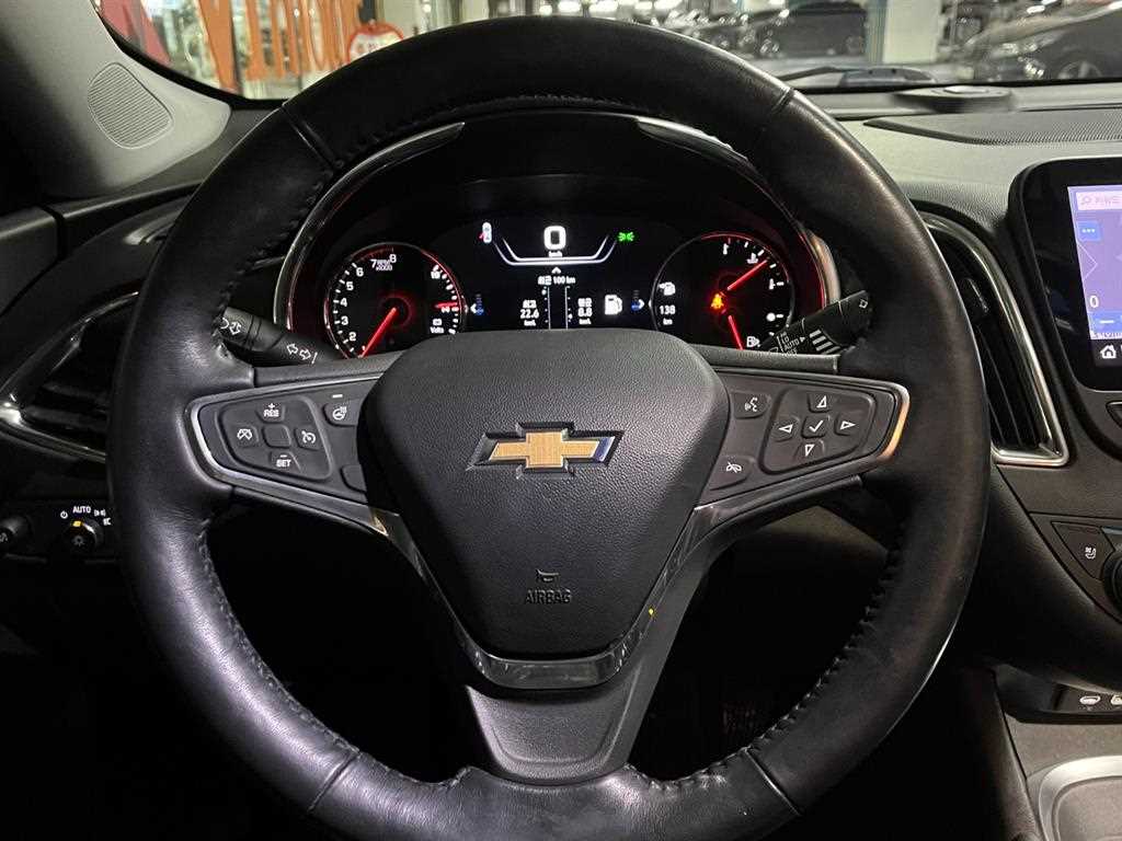 Chevrolet Malibu - Vista 10