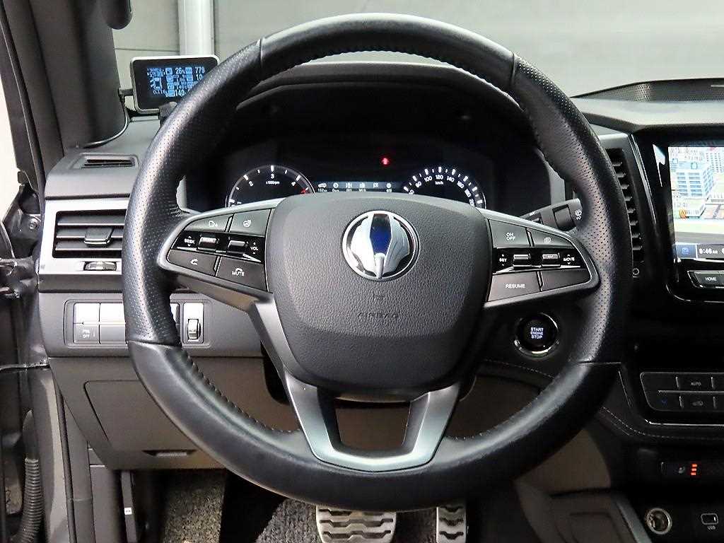 Ssangyong Rexton - Vista 9