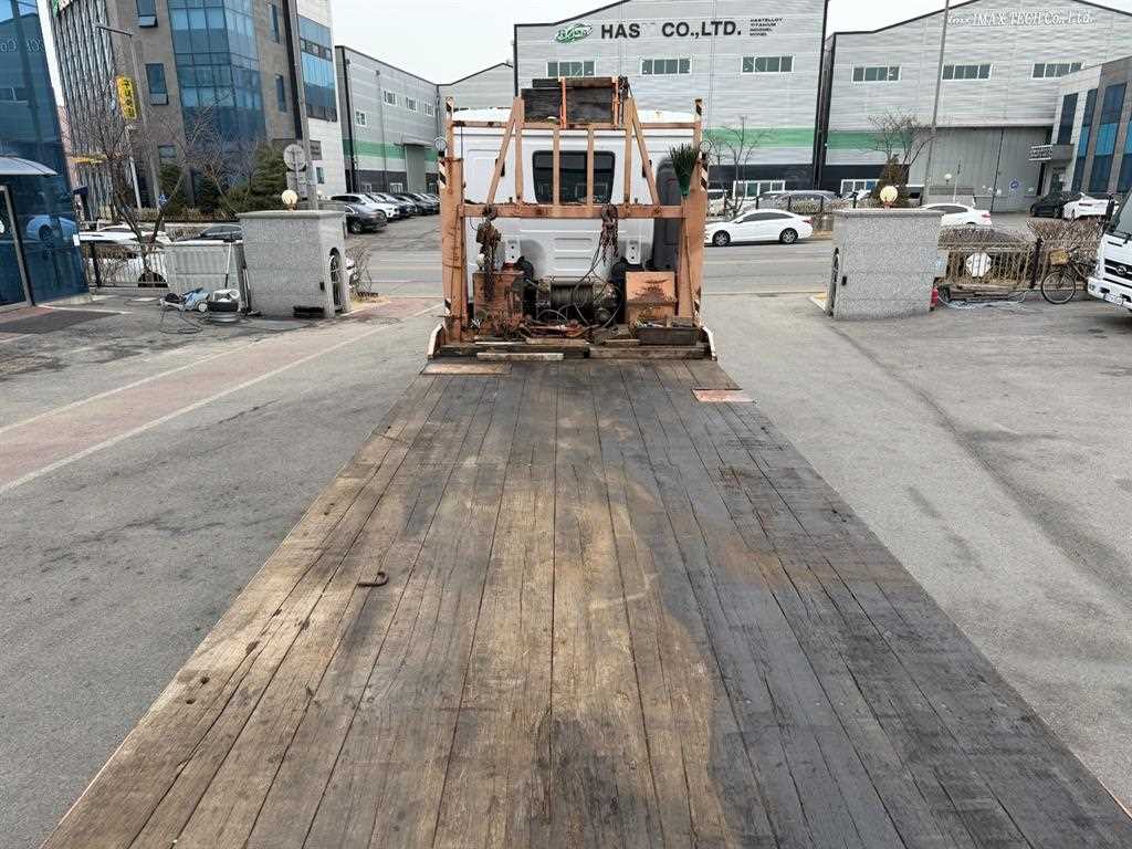 medium and large cargo Lekka - Vista 11