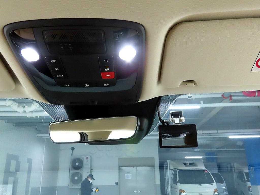 KIA Carnival 2023 Blanco - Importación desde Corea - HF Imports Iquique - Foto 16