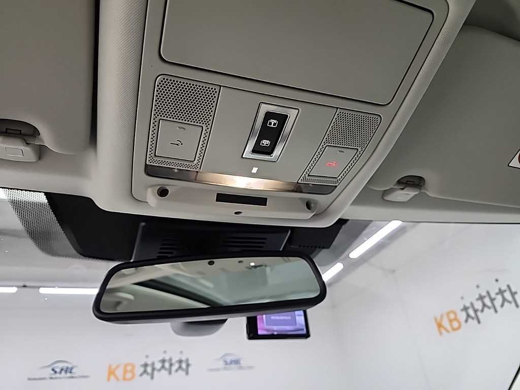 Land Rover Discovery Sports 2018 Negro - Importación desde Corea - HF Imports Iquique - Foto 16