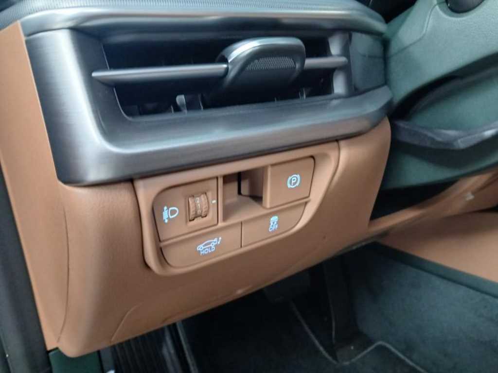 HYUNDAI Grandeur - Vista 10