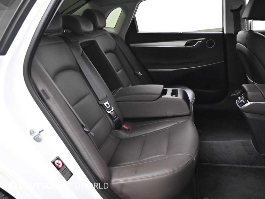 HYUNDAI Grandeur - Vista 12