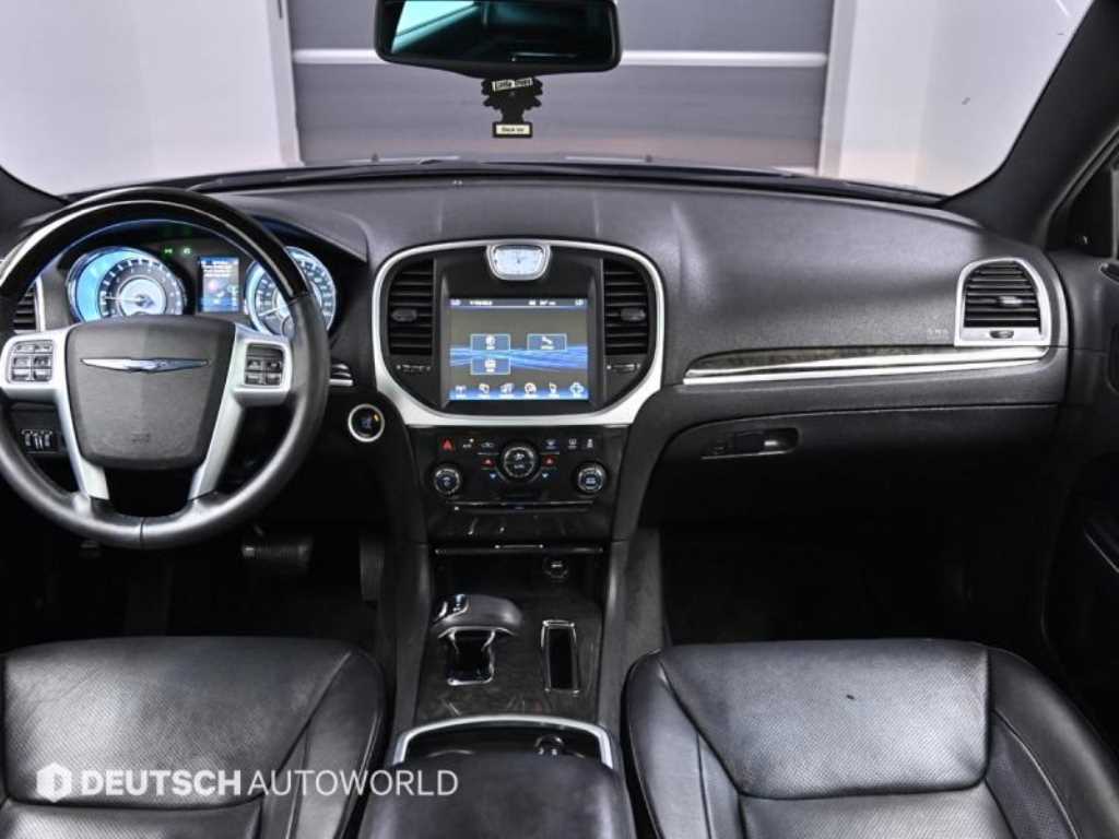 Chrysler 300C - Vista 7