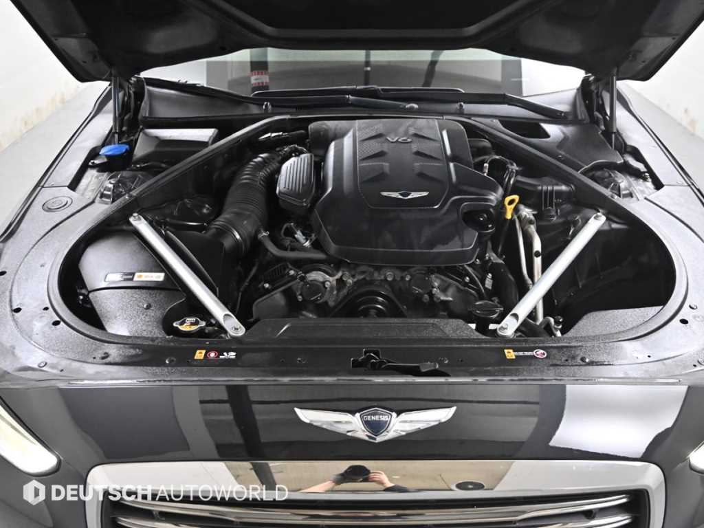 Genesis EQ900 - Vista 6