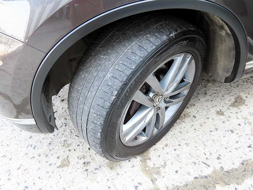 Volkswagen Touareg 2015 Café - Importación desde Corea - HF Imports Iquique - Foto 20