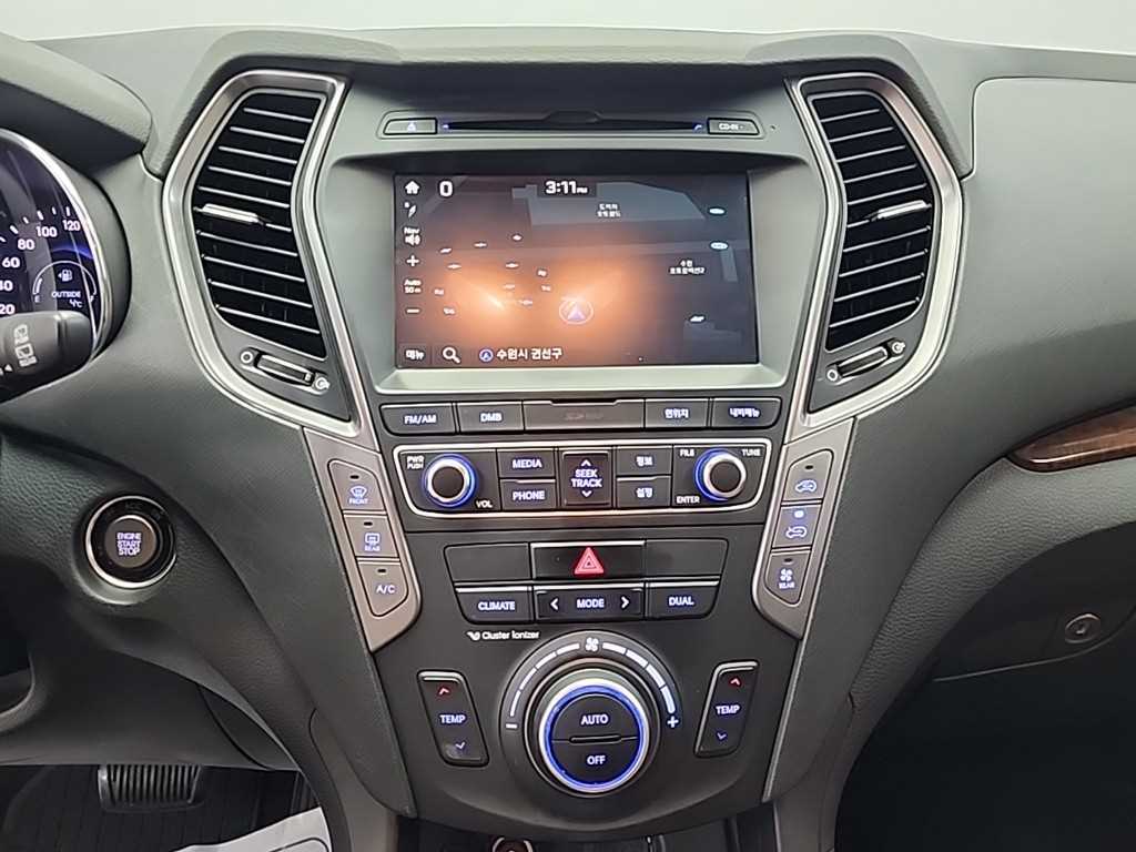 HYUNDAI Maxcruz - Vista 10