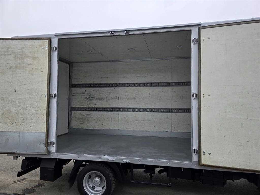 medium and large cargo truck 2012 Blanco - Importación desde Corea - HF Imports Iquique - Foto 13
