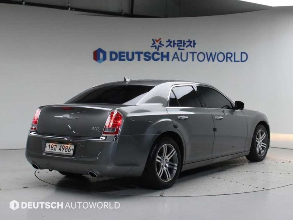 Chrysler 300C - Vista 2