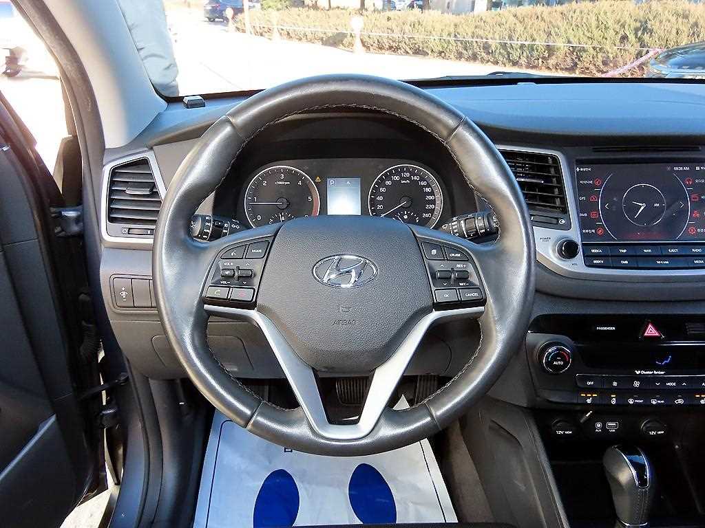 HYUNDAI Tucson - Vista 8