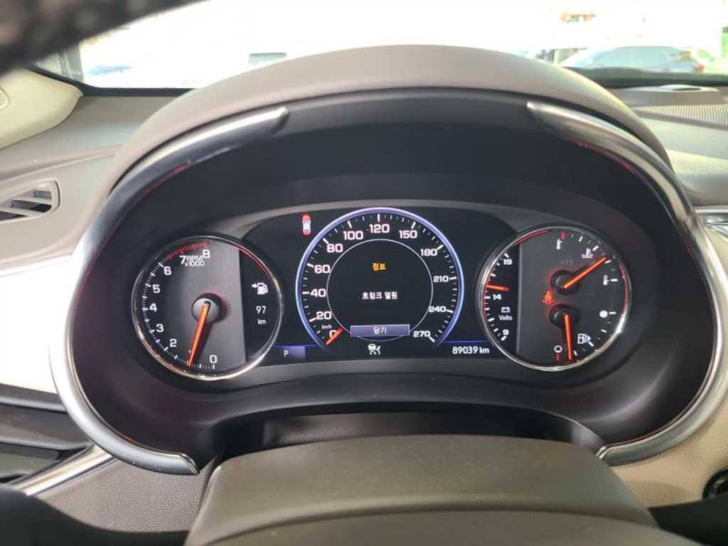 Chevrolet Malibu - Vista 11