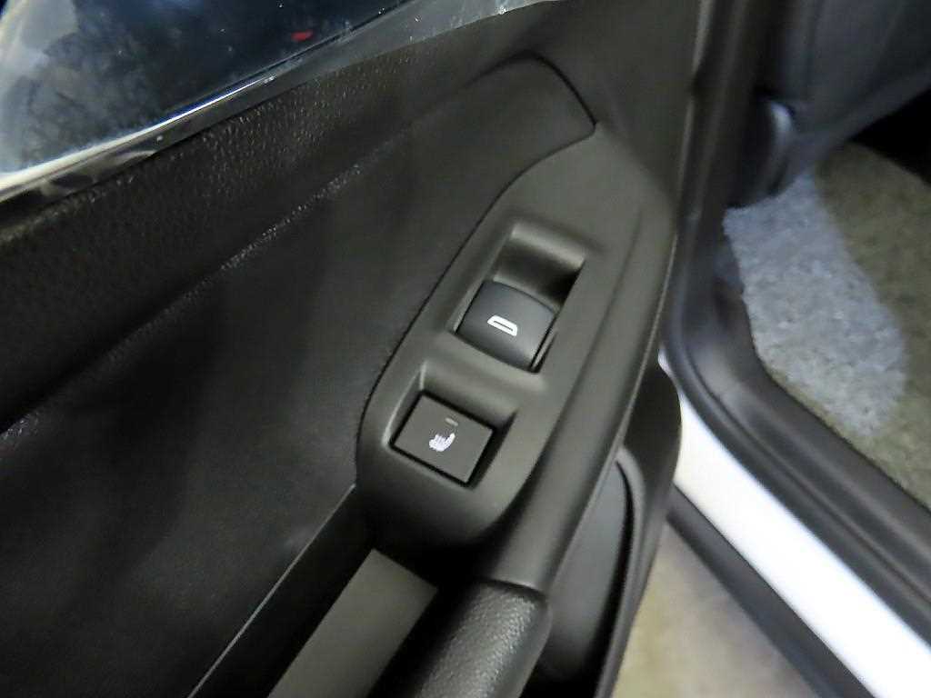 Chevrolet Trail Blazer 2025 Blanco - Importación desde Corea - HF Imports Iquique - Foto 15