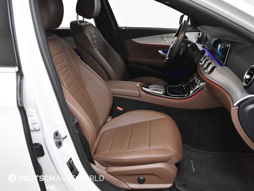 Mercedes Benz E class - Vista 10