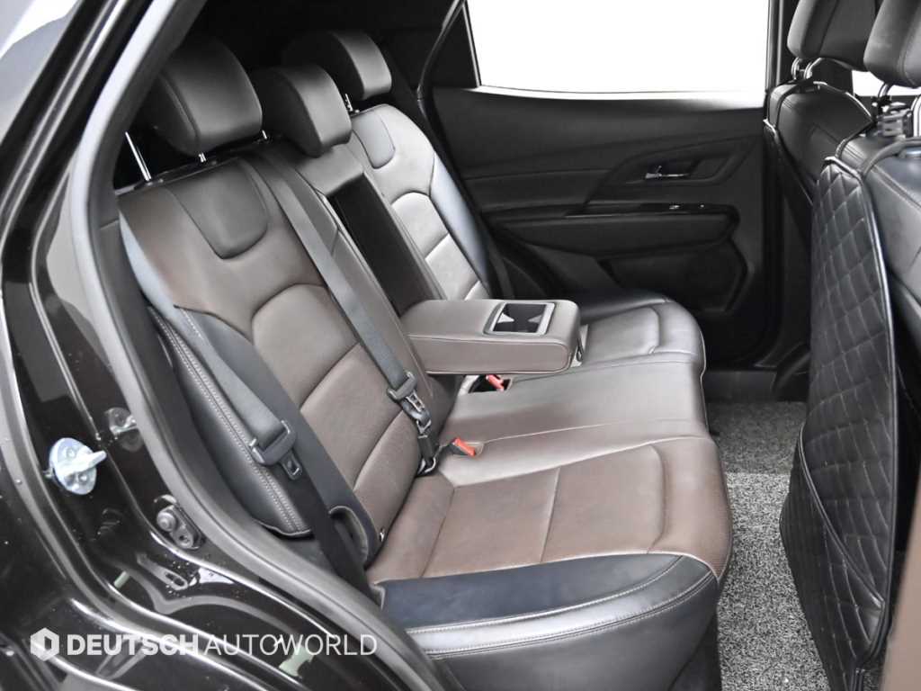 Ssangyong Korando - Vista 12