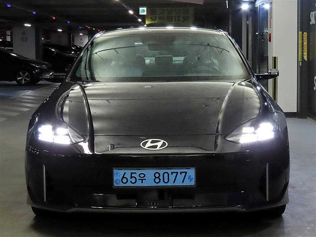 HYUNDAI Ioniq 6 - Vista 2