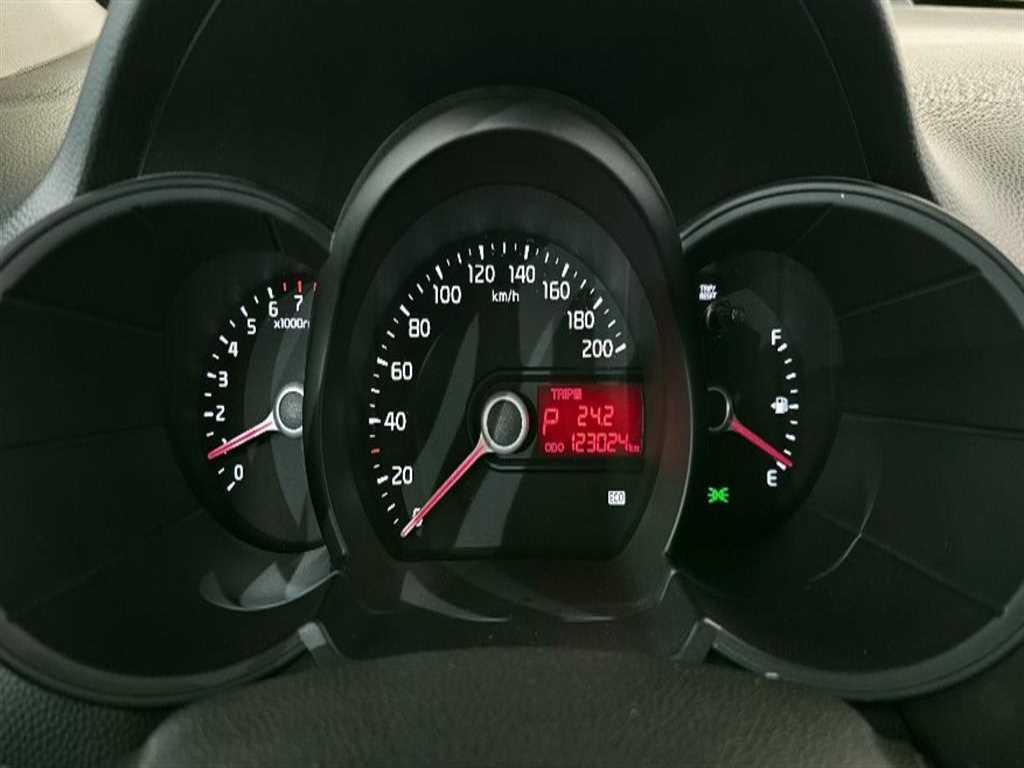 KIA Morning - Vista 8