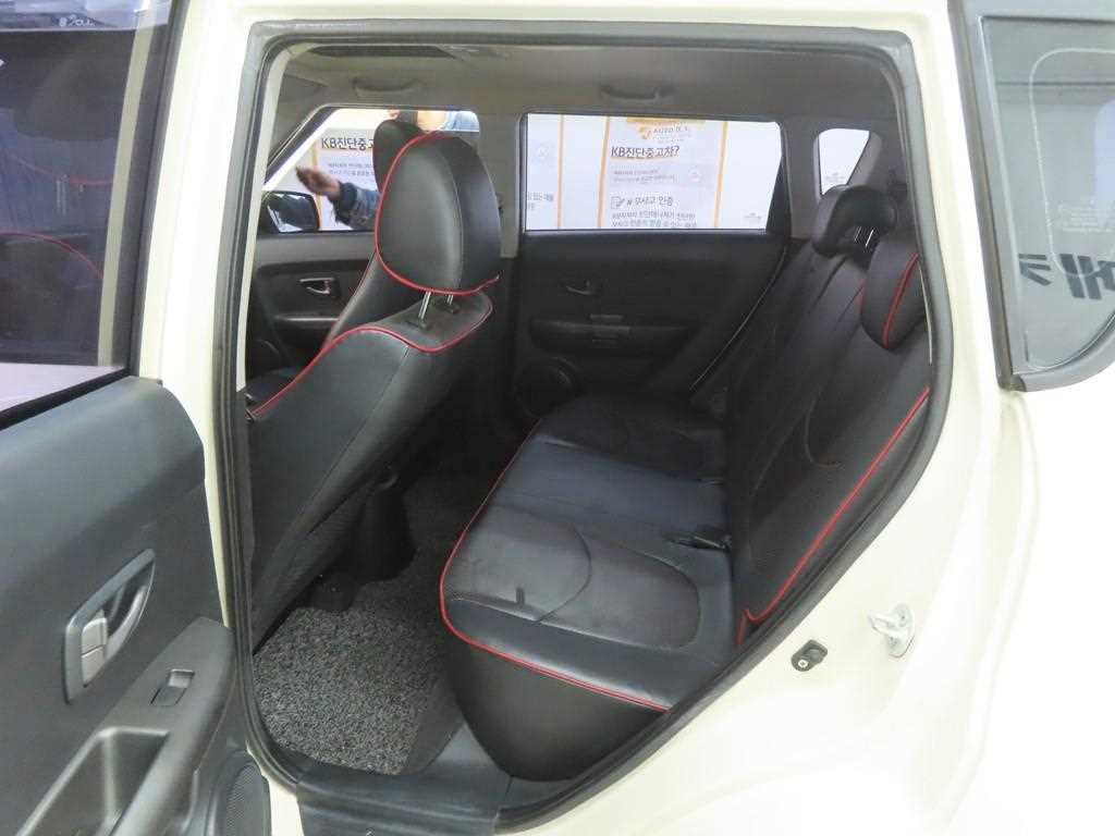 KIA Soul - Vista 6