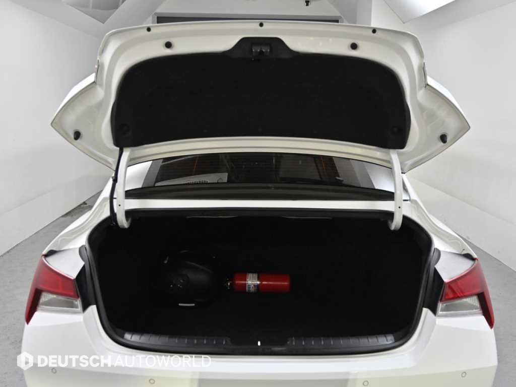 HYUNDAI Avante 2021 Blanco - Importación desde Corea - HF Imports Iquique - Foto 20