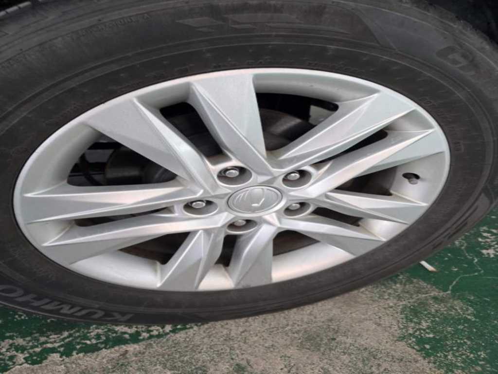 Ssangyong Rexton - Vista 6