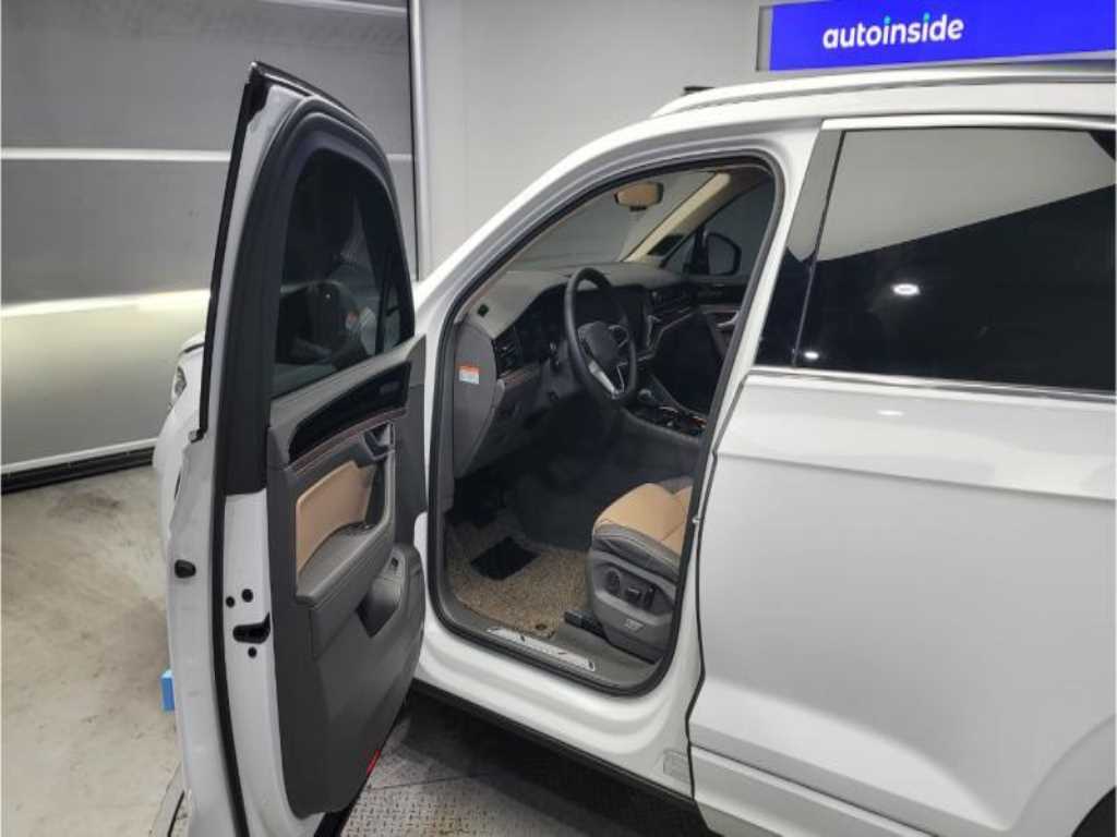 Volkswagen Touareg 2024 - Importación desde Corea - HF Imports Iquique - Foto 18