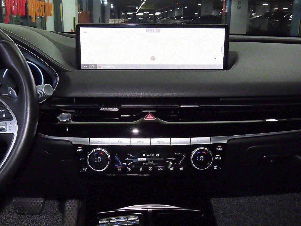 Genesis G80 - Vista 11