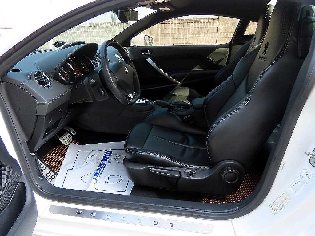 Peugeot RCZ - Vista 5