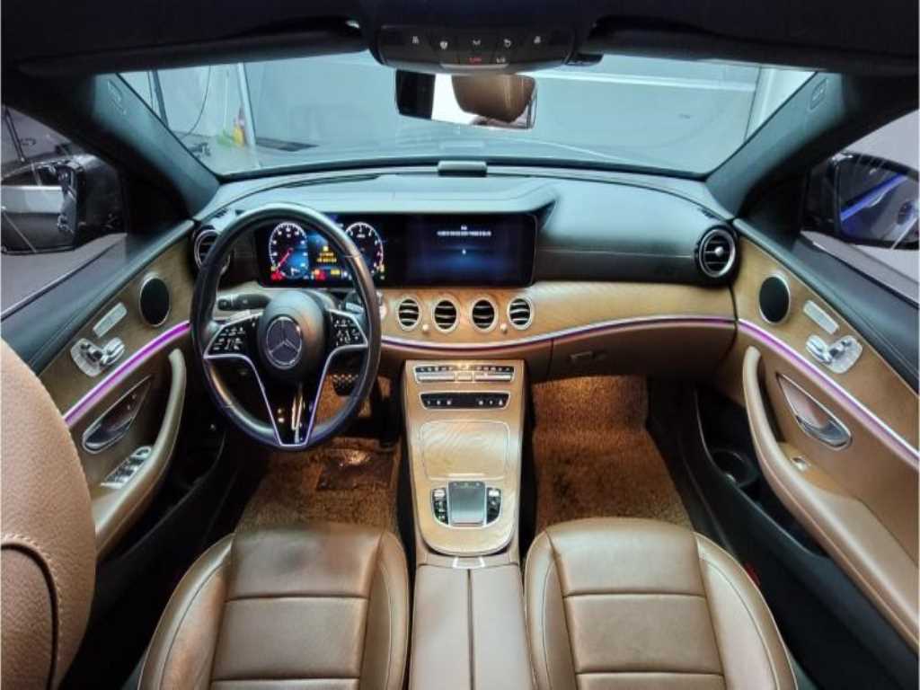 Mercedes Benz E class - Vista 6