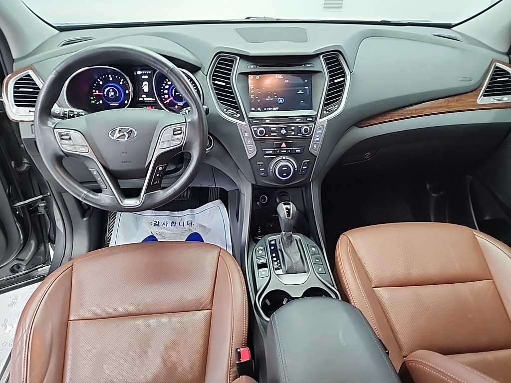 HYUNDAI Maxcruz - Vista 7