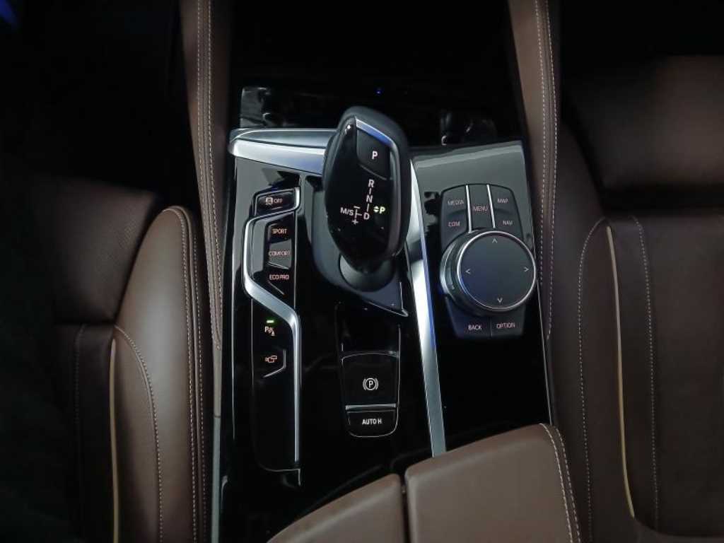 BMW 5 Series 2023 Blanco - Importación desde Corea - HF Imports Iquique - Foto 13