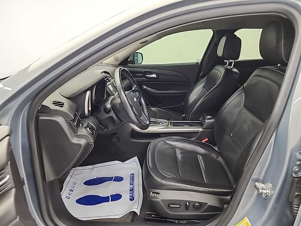 Chevrolet Malibu - Vista 11