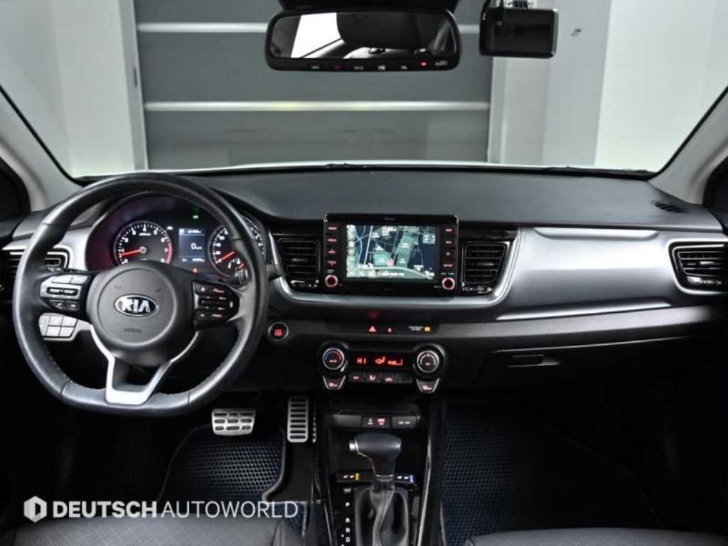 KIA Stonic - Vista 7