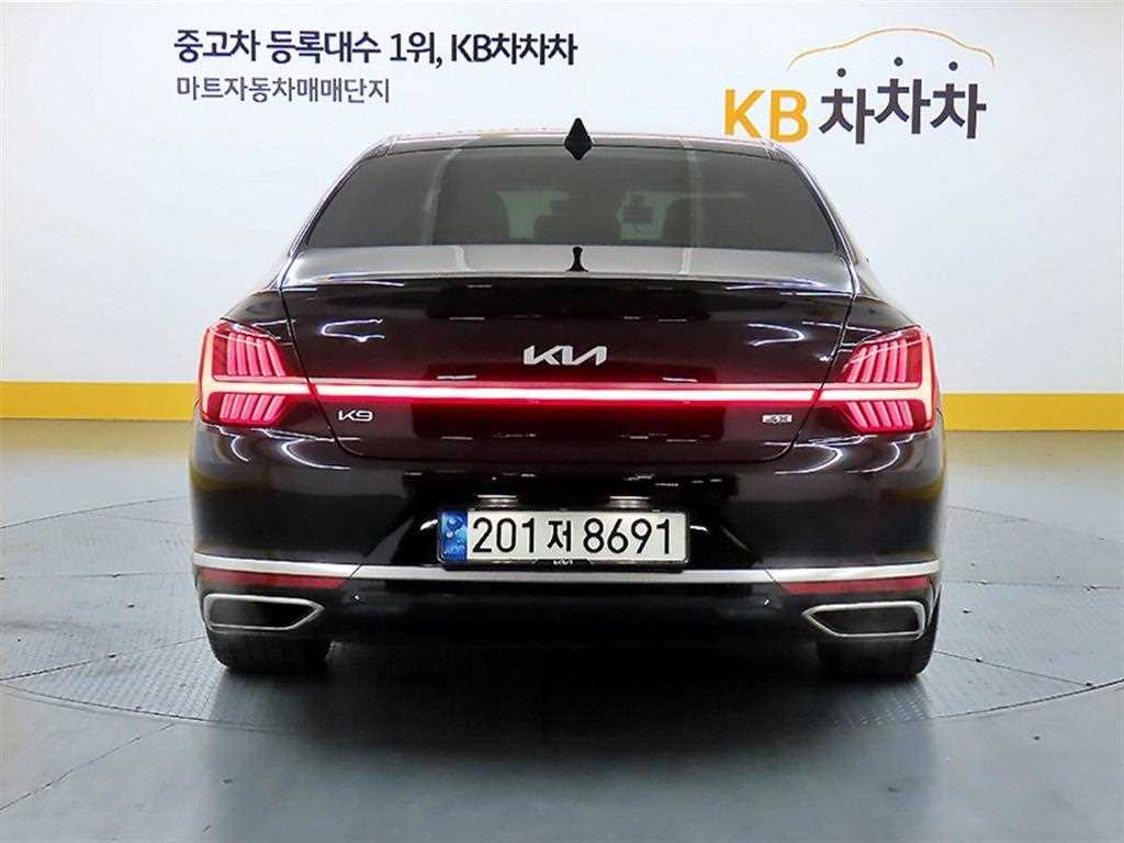KIA K9 - Vista 3