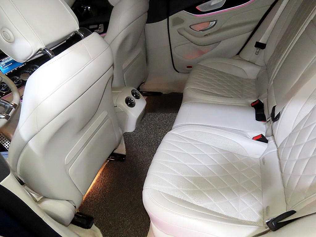 Mercedes Benz AMG GT - Vista 7