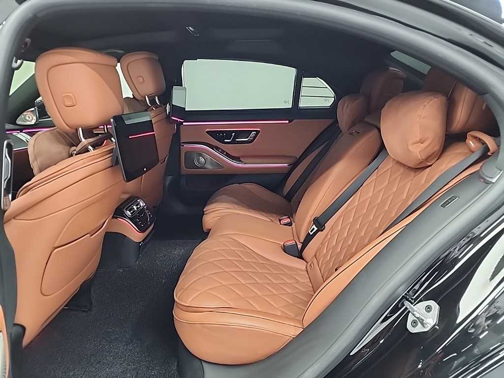 Mercedes Benz S Class - Vista 12