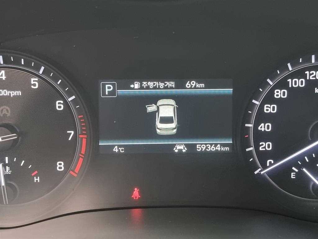 Genesis G80 - Vista 6