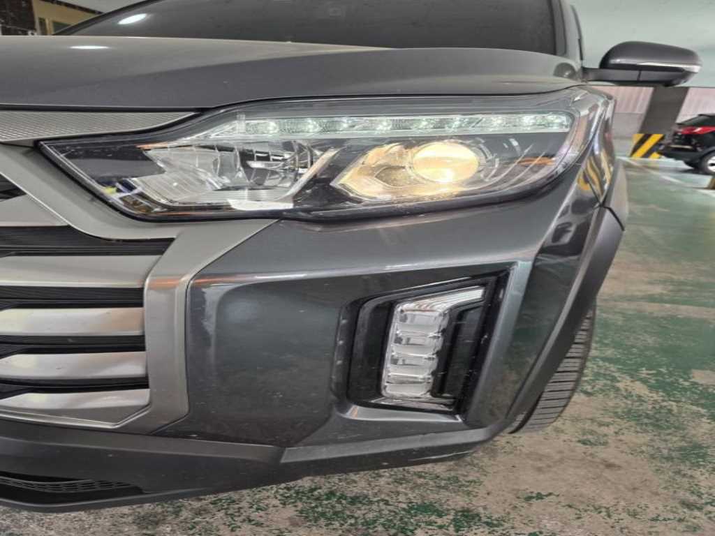 Ssangyong Rexton - Vista 5