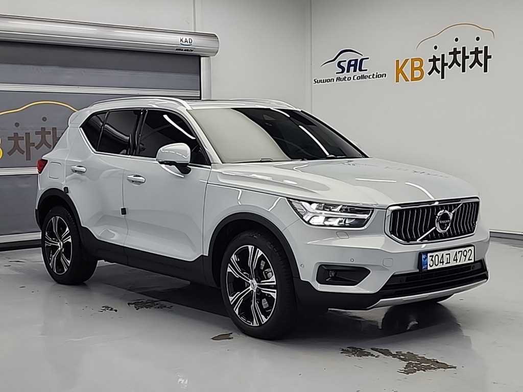 Volvo XC40 - Vista 4