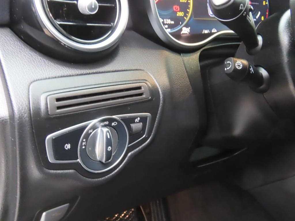 Mercedes Benz GLC Class 2022 - Importación desde Corea - HF Imports Iquique - Foto 13