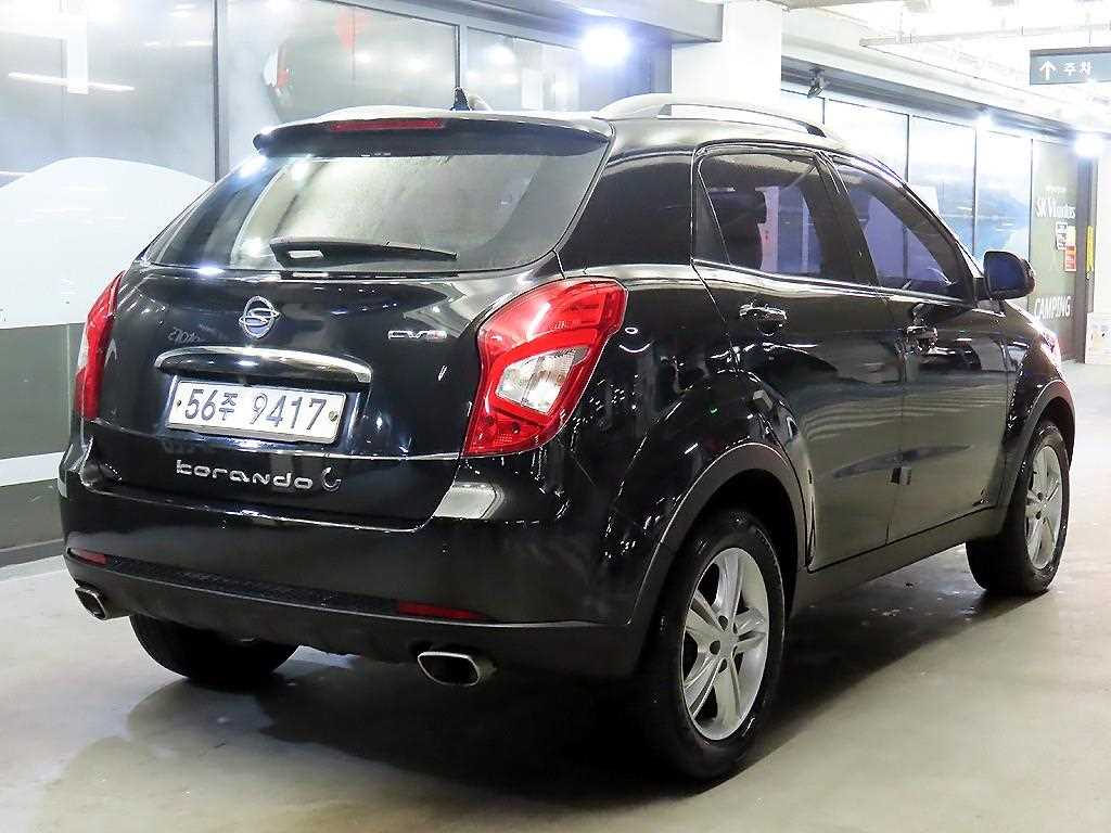 Ssangyong Korando - Vista 4
