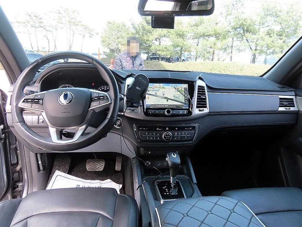 Ssangyong Rexton - Vista 7