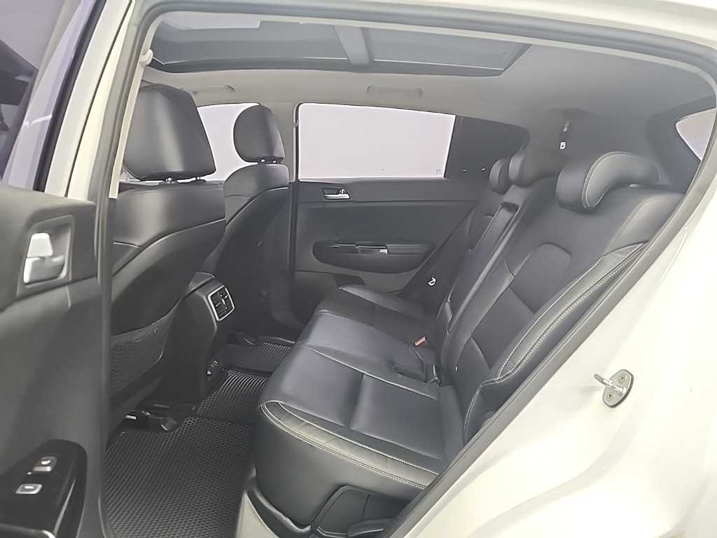 KIA Sportage - Vista 12