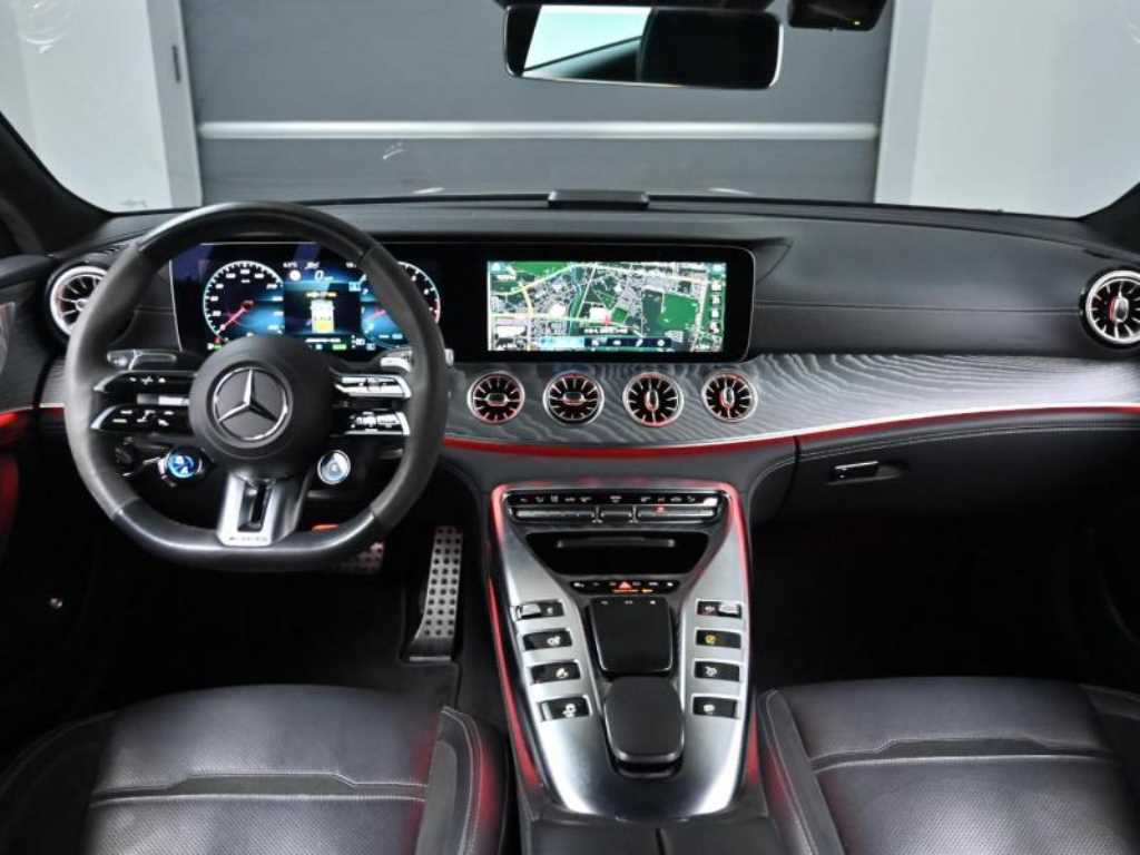 Mercedes Benz AMG GT - Vista 7