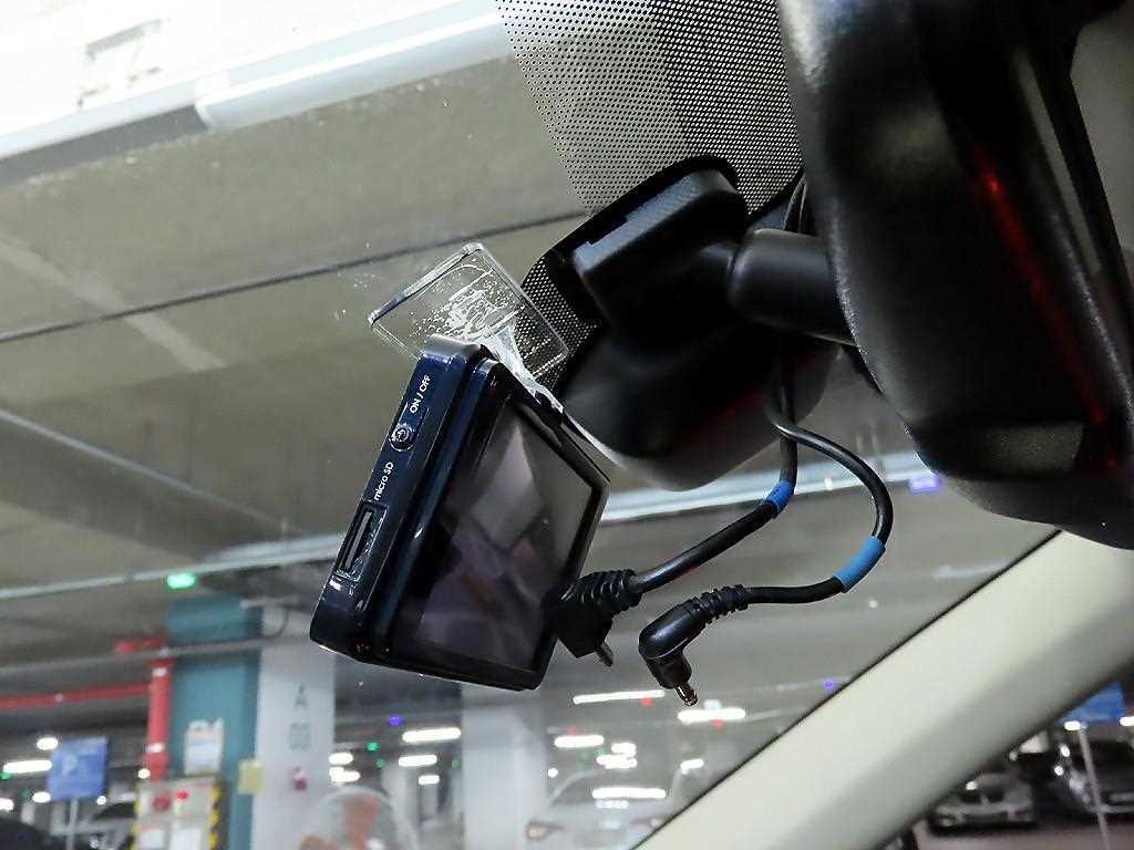 SAMSUNG QM6 2017 Blanco - Importación desde Corea - HF Imports Iquique - Foto 13