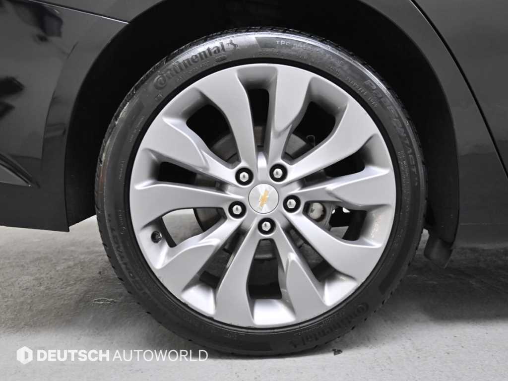 Chevrolet Malibu - Vista 5