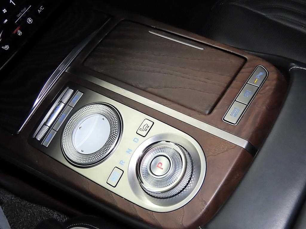 Genesis G80 - Vista 12