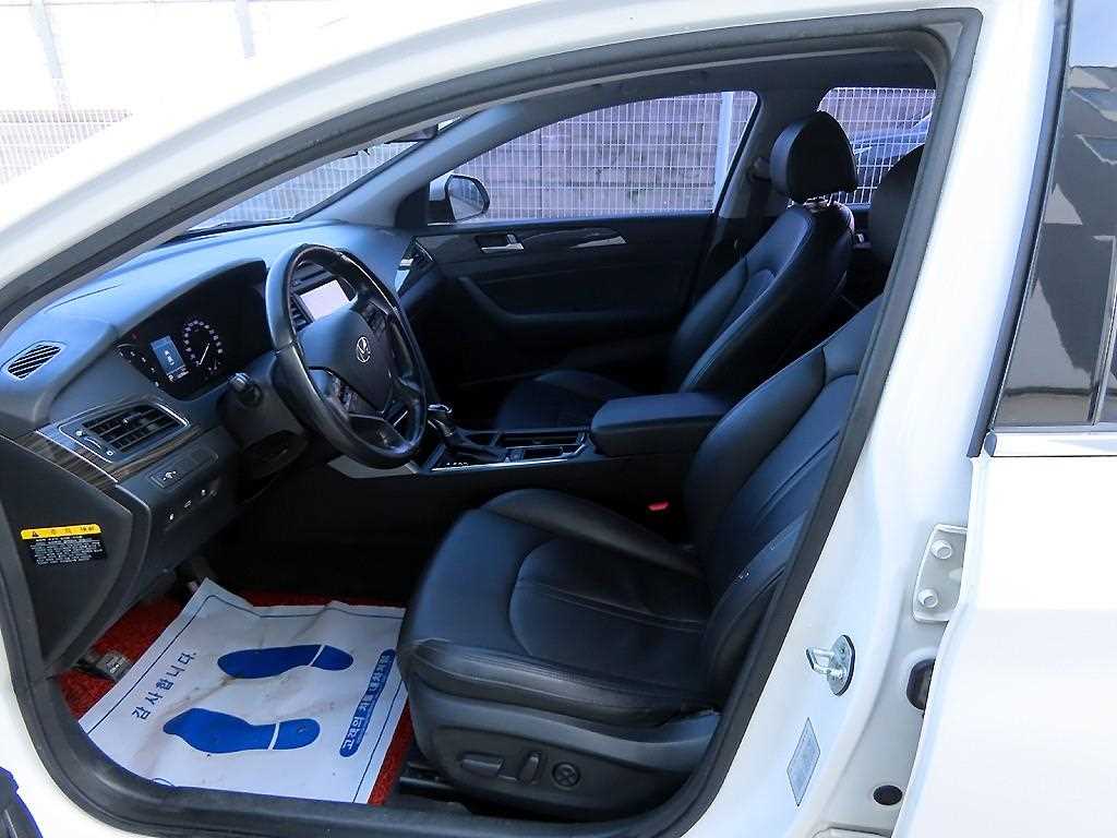 HYUNDAI Sonata - Vista 5