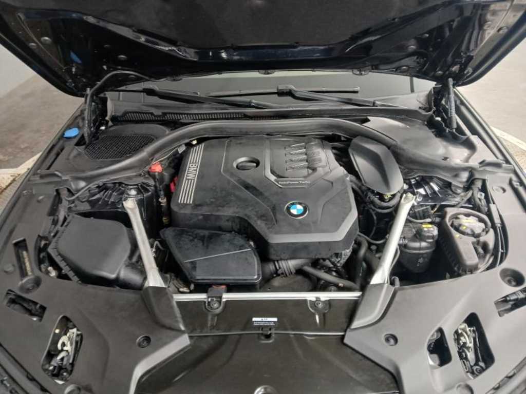 BMW 5 Series 2022 Negro - Importación desde Corea - HF Imports Iquique - Foto 19